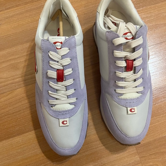 Coach running sneakers; soft purple - Picture 4 of 6